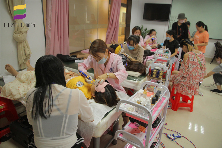 1578380078967586.jpg 學(xué)生實(shí)操.jpg