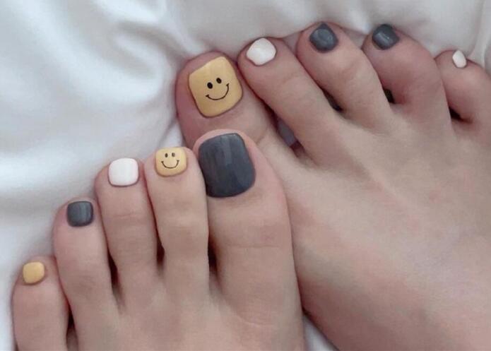 這組夏天美甲，快來和廣西美甲培訓(xùn)學(xué)校學(xué)起來