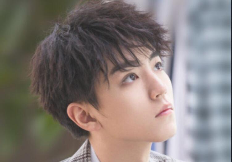 分享錫紙燙和煙花燙的區(qū)別，告訴你廣西美發(fā)學(xué)校哪家專業(yè)