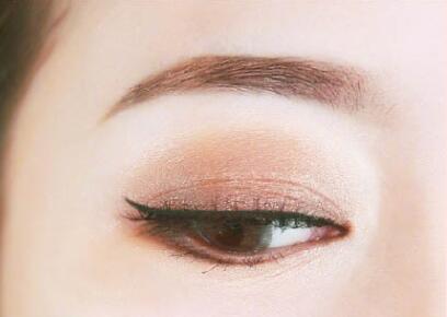 日常風(fēng)眼影畫法