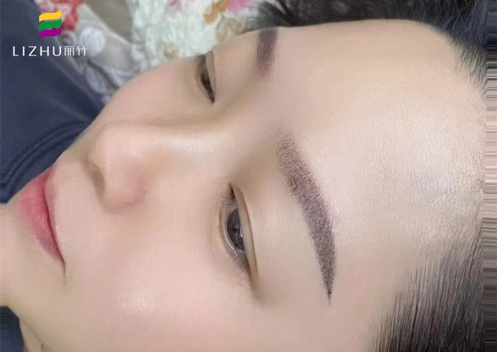 一年內(nèi)可以紋幾次眉毛？廣西南寧紋繡學(xué)校解答