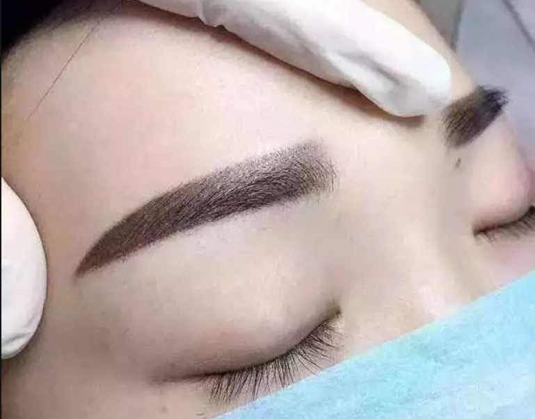 紋眉發(fā)生排斥怎么辦？零基礎(chǔ)學(xué)紋繡廣西