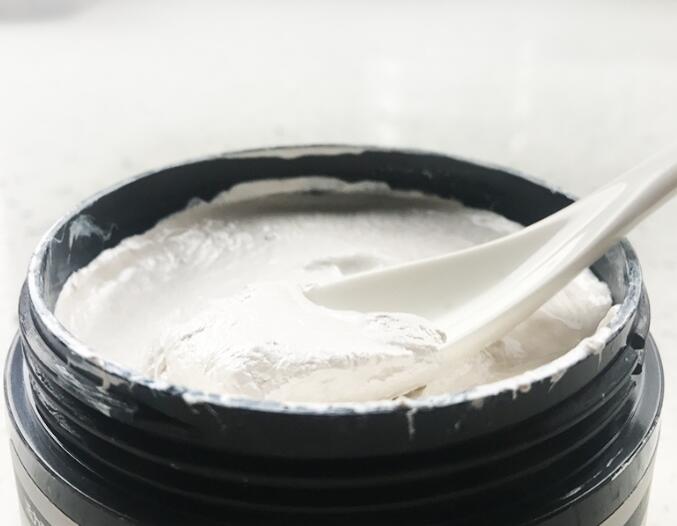 美發(fā)用品介紹：如何使用發(fā)泥？