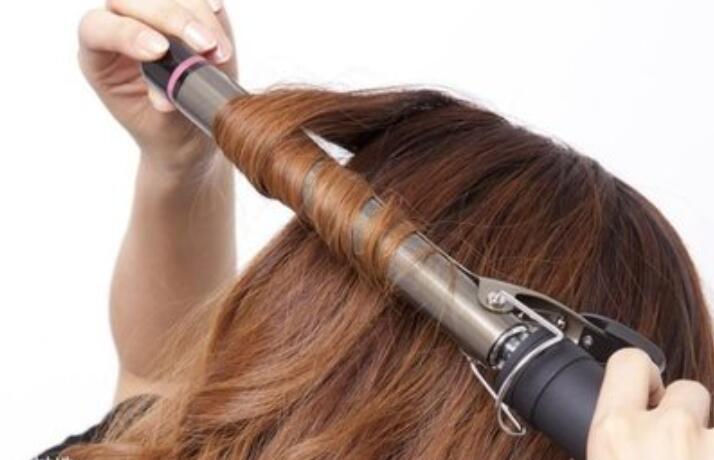 卷發(fā)器的選擇標準，南寧美發(fā)學習