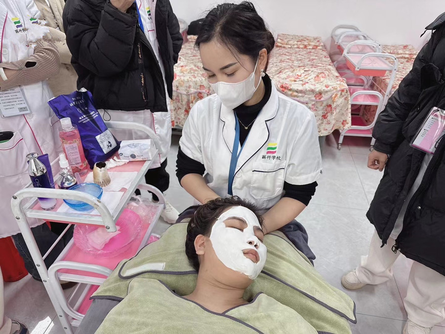 1718775300351771.jpg IMG_4585.JPG