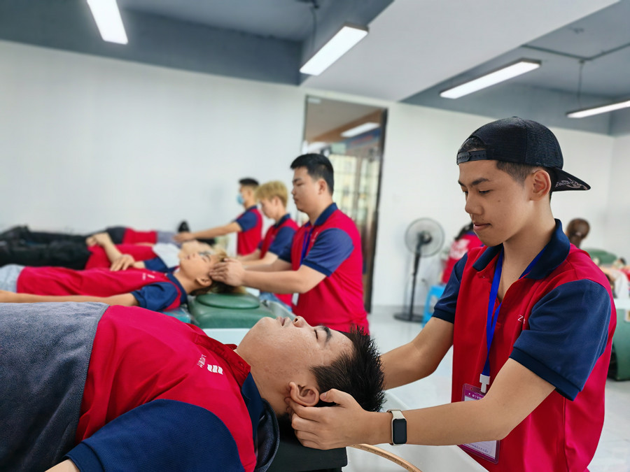 如何養(yǎng)成好秀發(fā)？廣西美發(fā)養(yǎng)發(fā)護發(fā)培訓(xùn)教你