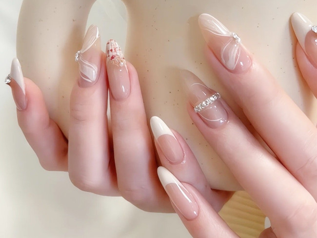 仙女風法式美甲，廣西學美甲零基礎