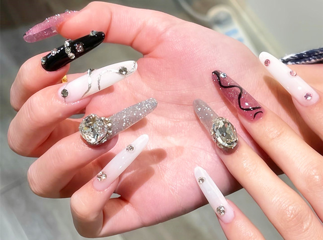 辣妹甜酷風美甲，南寧美甲造型網紅款推薦