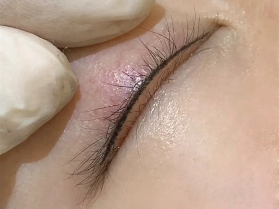 美瞳線怎樣持久保色？廣西紋繡專業(yè)技校分享