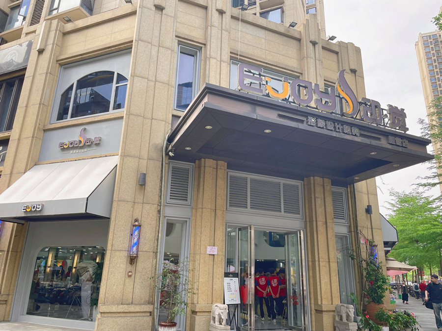 有圖有真相！南寧美發(fā)畢業(yè)就業(yè)到店參觀