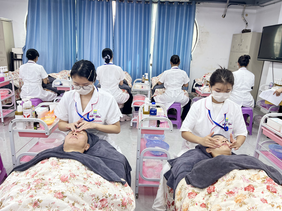 美容新手入門(mén)：新手按摩前要遵循的準(zhǔn)則