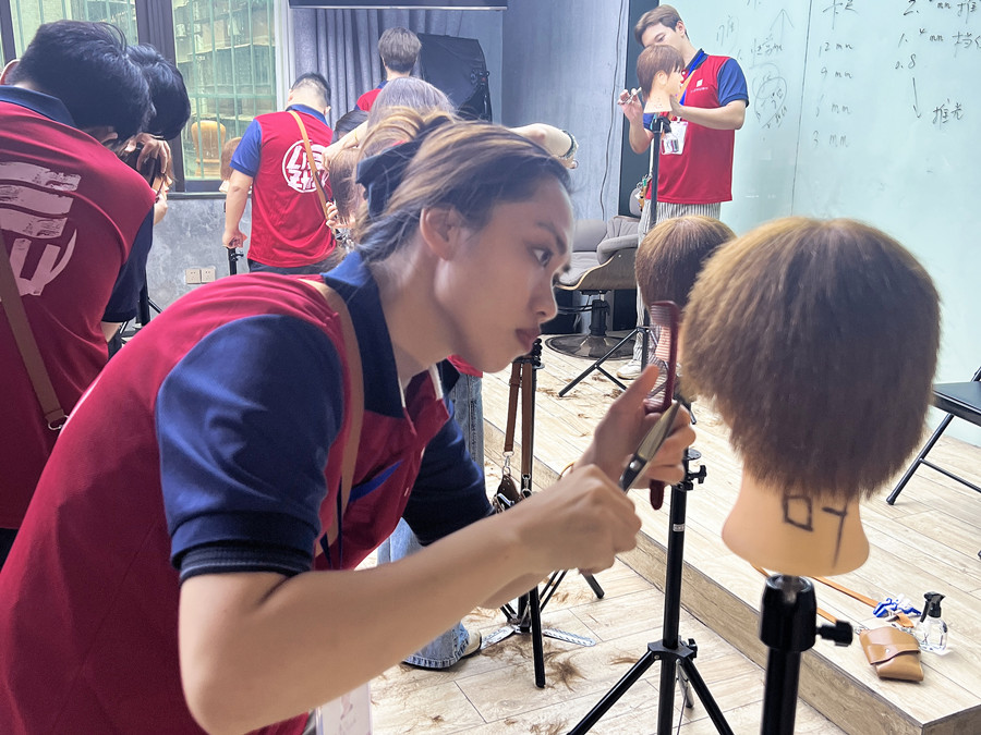 美發(fā)新手核心技術(shù)點，廣西剪發(fā)造型學(xué)校分享